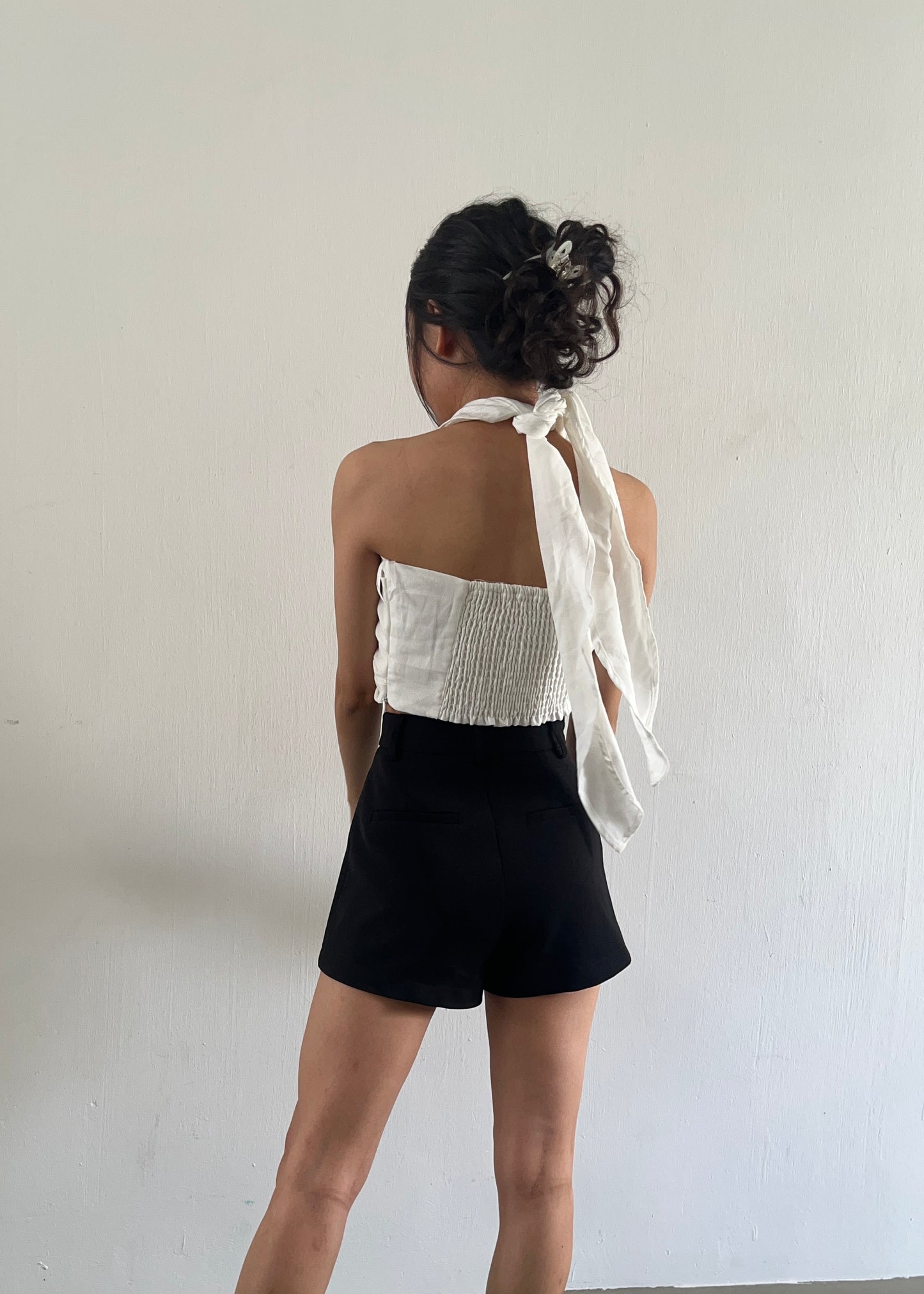 Quinn Linen Halter Neck Top (Creamy White)