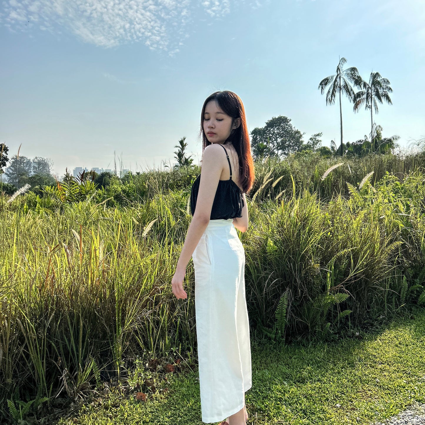 Sherie Relaxed Cami Top (Black)