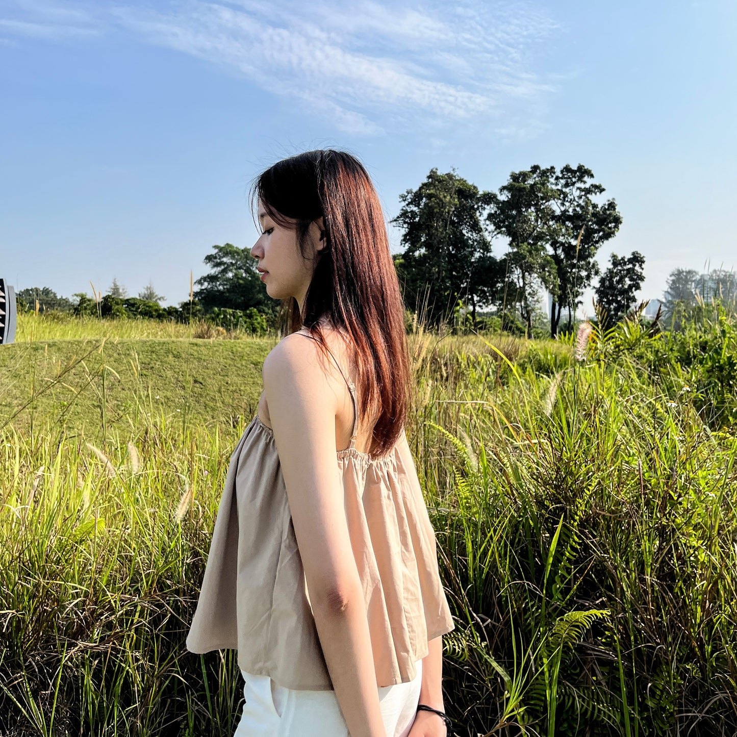 Sherie Relaxed Cami Top (Brown Beige)