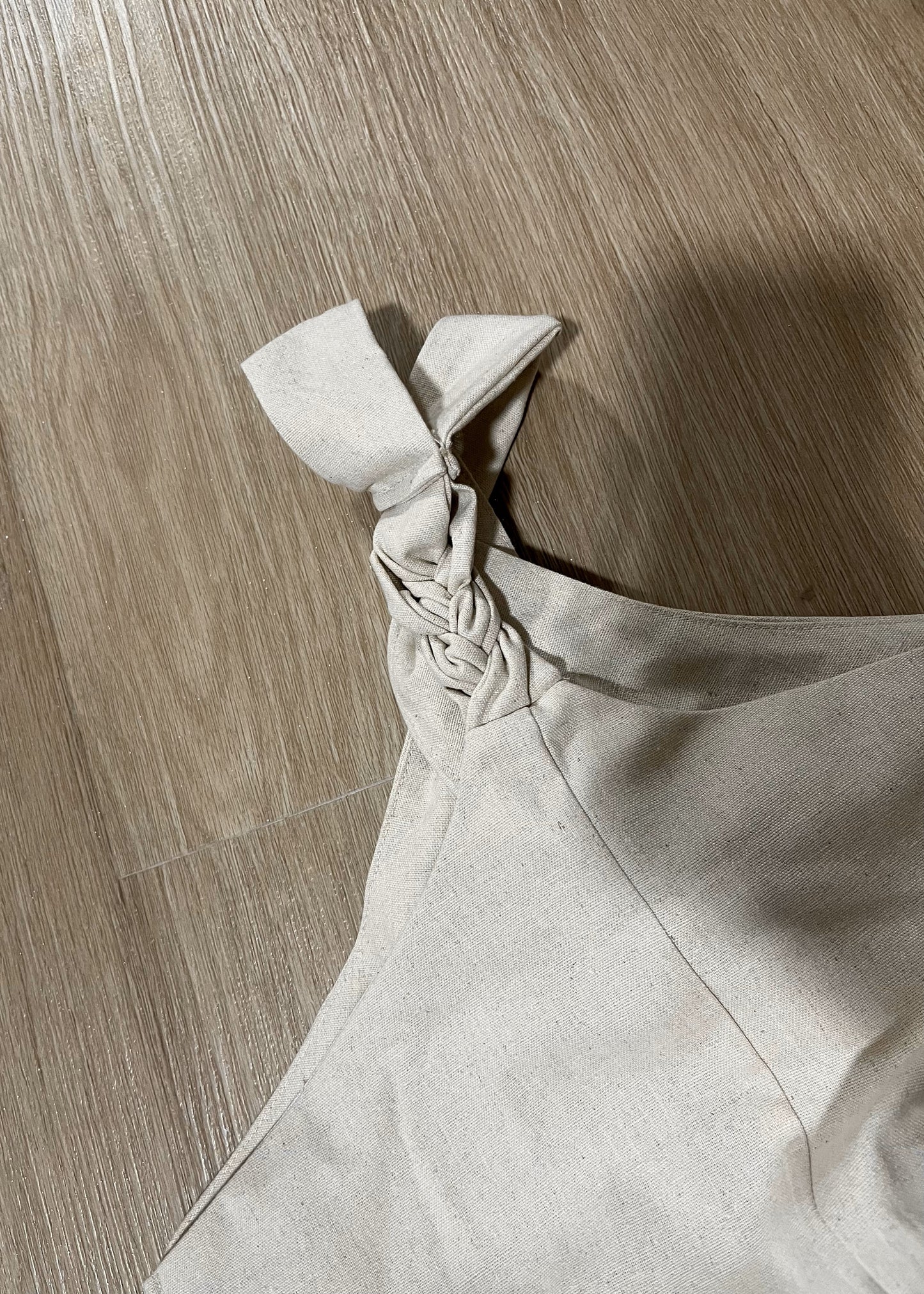 [BACK INSTOCK] Everlyn Halter Linen Dress
